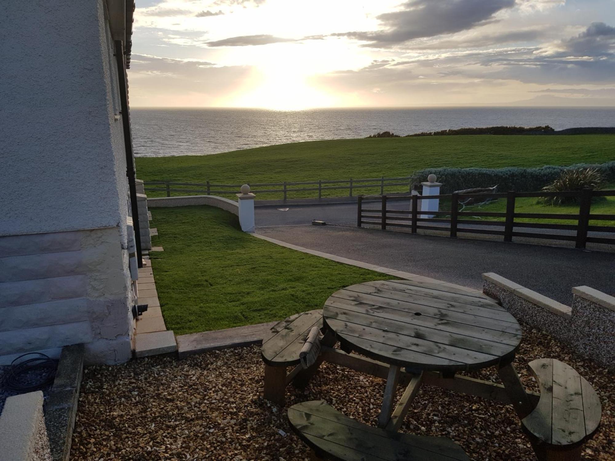 Half Moon Bay Apartment Хейшъм Екстериор снимка