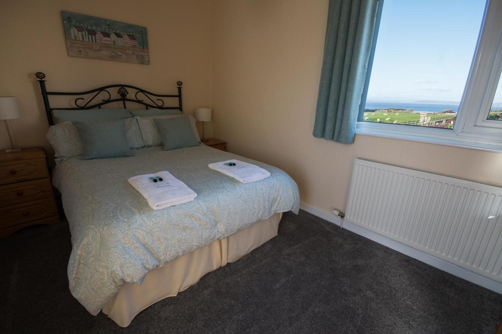 Half Moon Bay Apartment Хейшъм Екстериор снимка